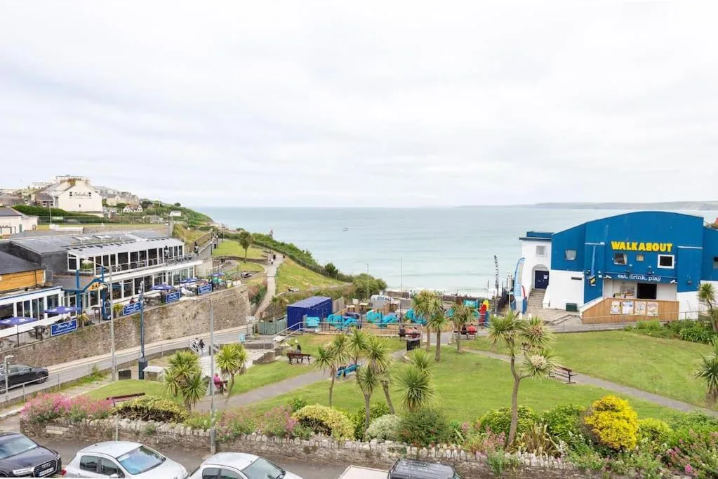Image 3 of Sea View, Newquay Spacious house
