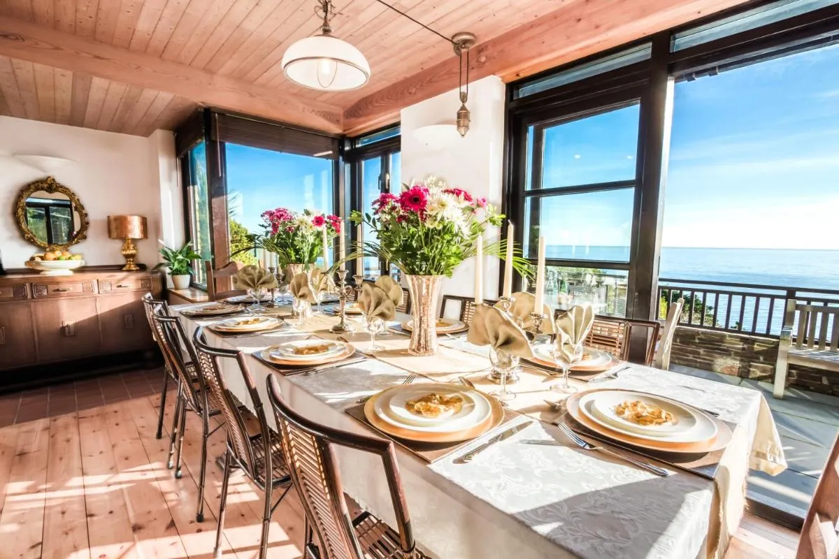 Image 5 of Seaside Fairy Tale Swiss Chalet〜The Best Sea Views