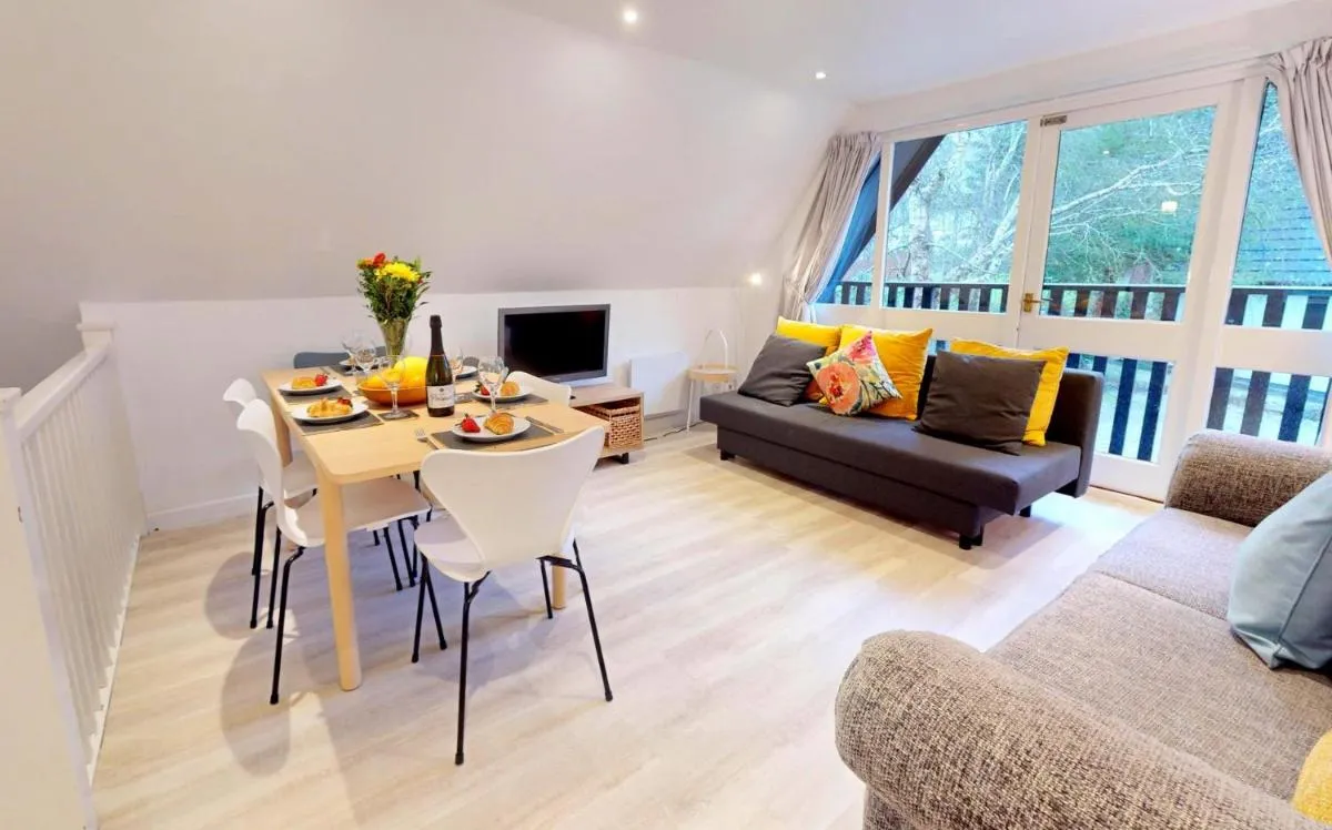 Image 4 of St Ives Bluebell Cottage