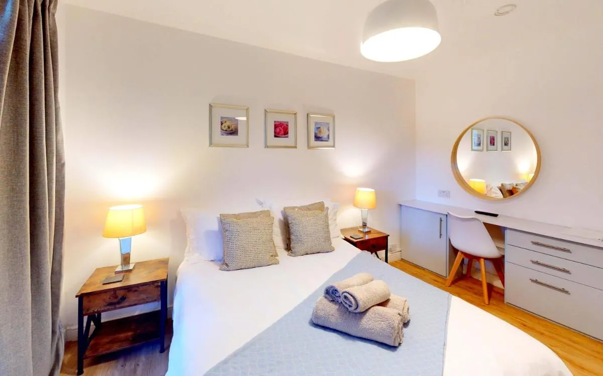 Image 1 of St Ives Fir Tree Lodge