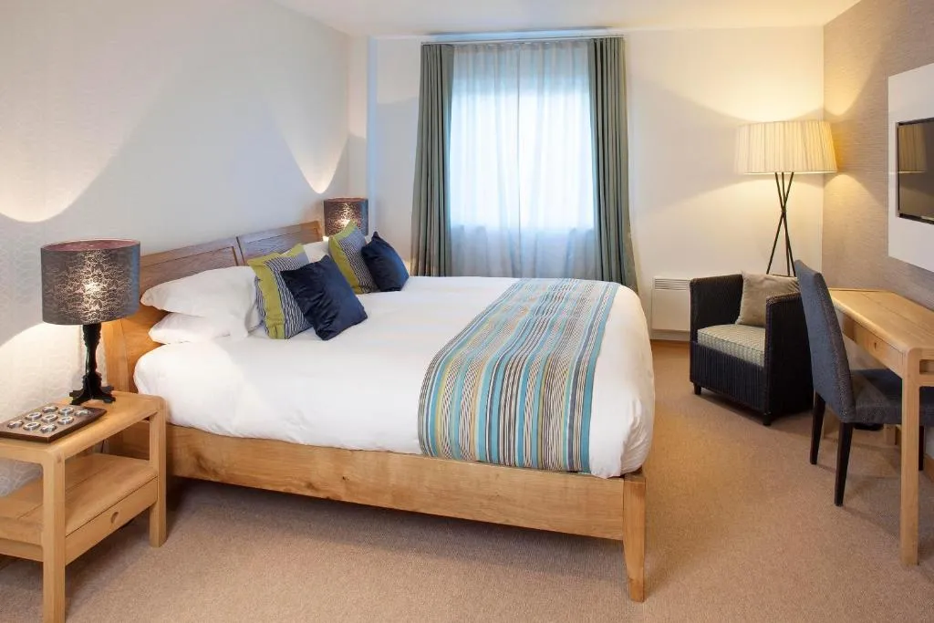 Image 2 of St Moritz Hotel