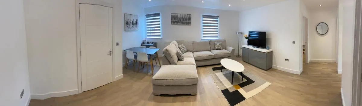 Image 4 of Stay in style in the heart of the Cathedral City- Truro