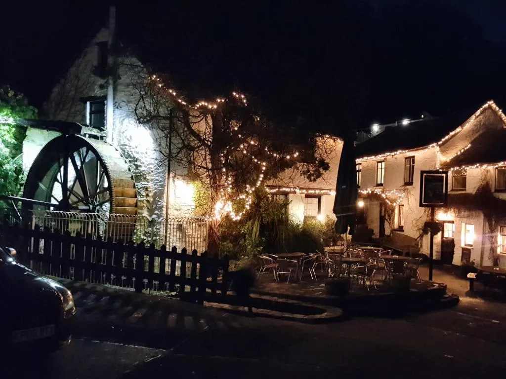 Image 3 of The Crumplehorn Inn & Mill