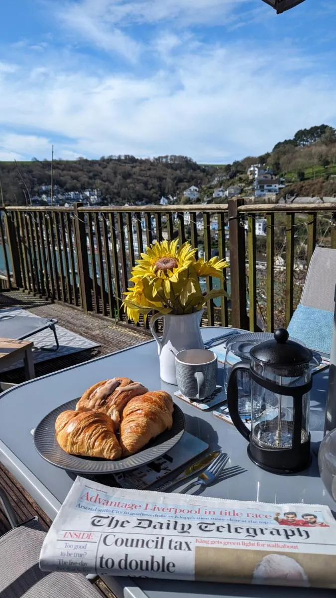 Image 4 of The Hillocks, Looe – Two Bedroom House with Fabulous Views of Looe Town and Harbour