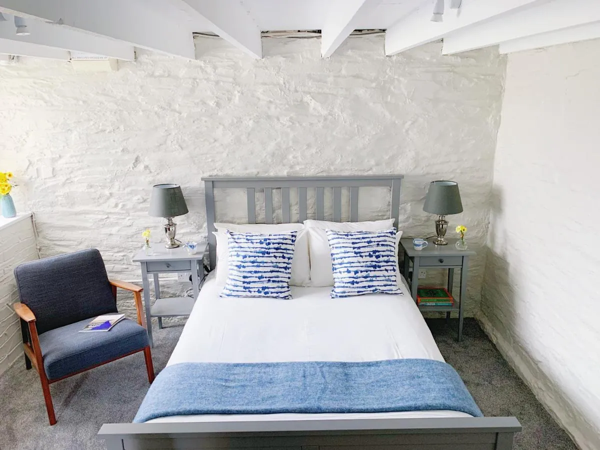 Image 1 of The Laurels Cottages nr Padstow and Wadebridge