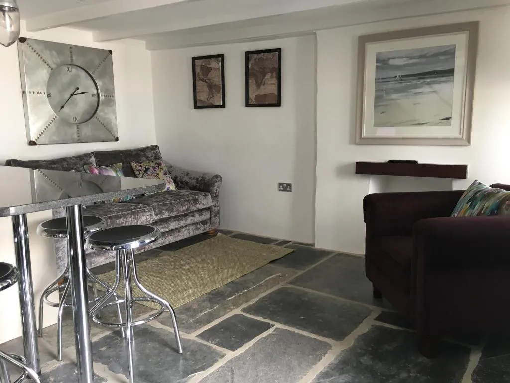 Image 5 of The Padstow Cottage (Coswarth House)