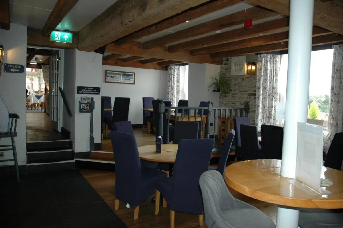 Image 3 of The Royal Inn