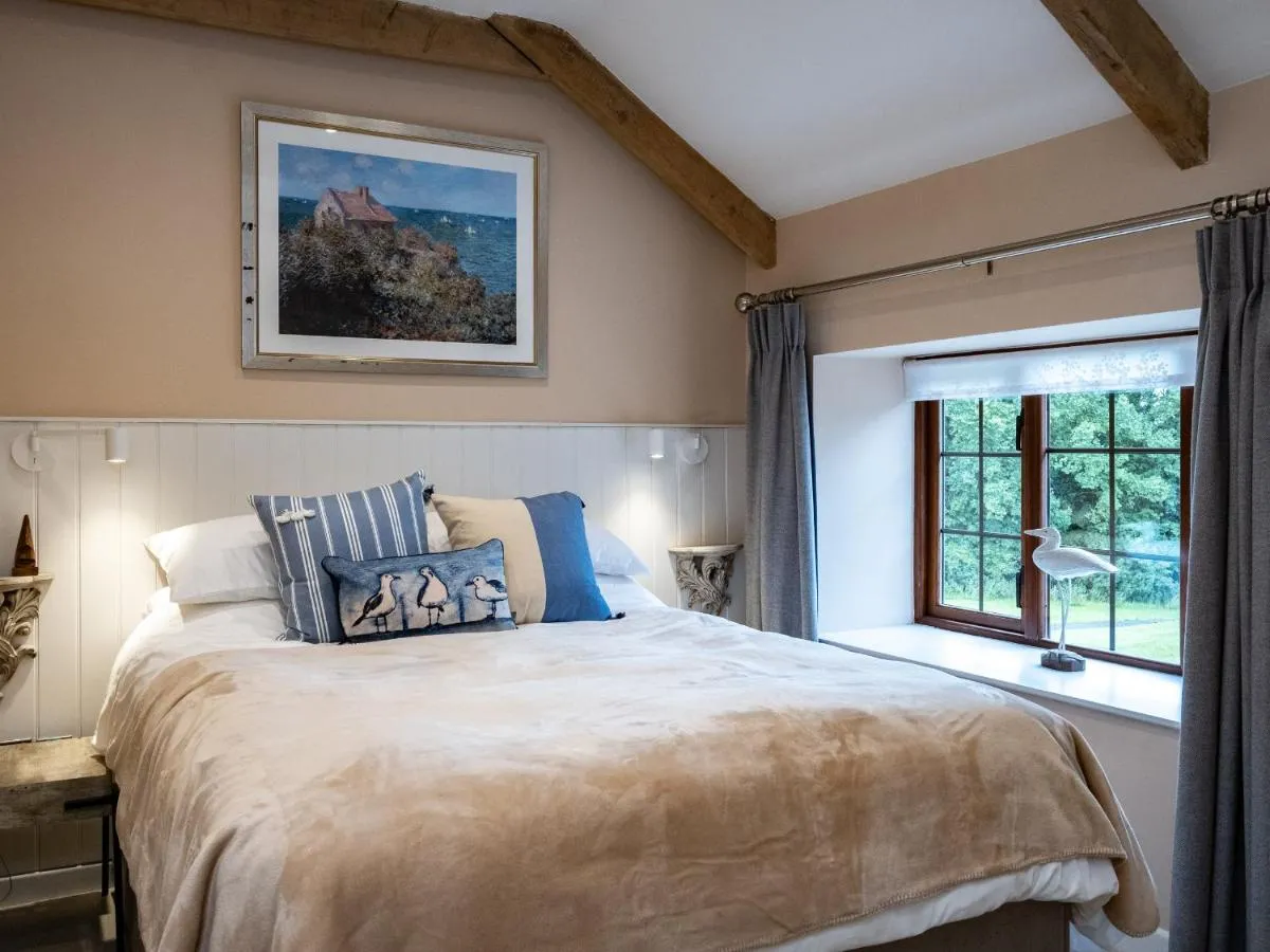 Image 1 of The Snug