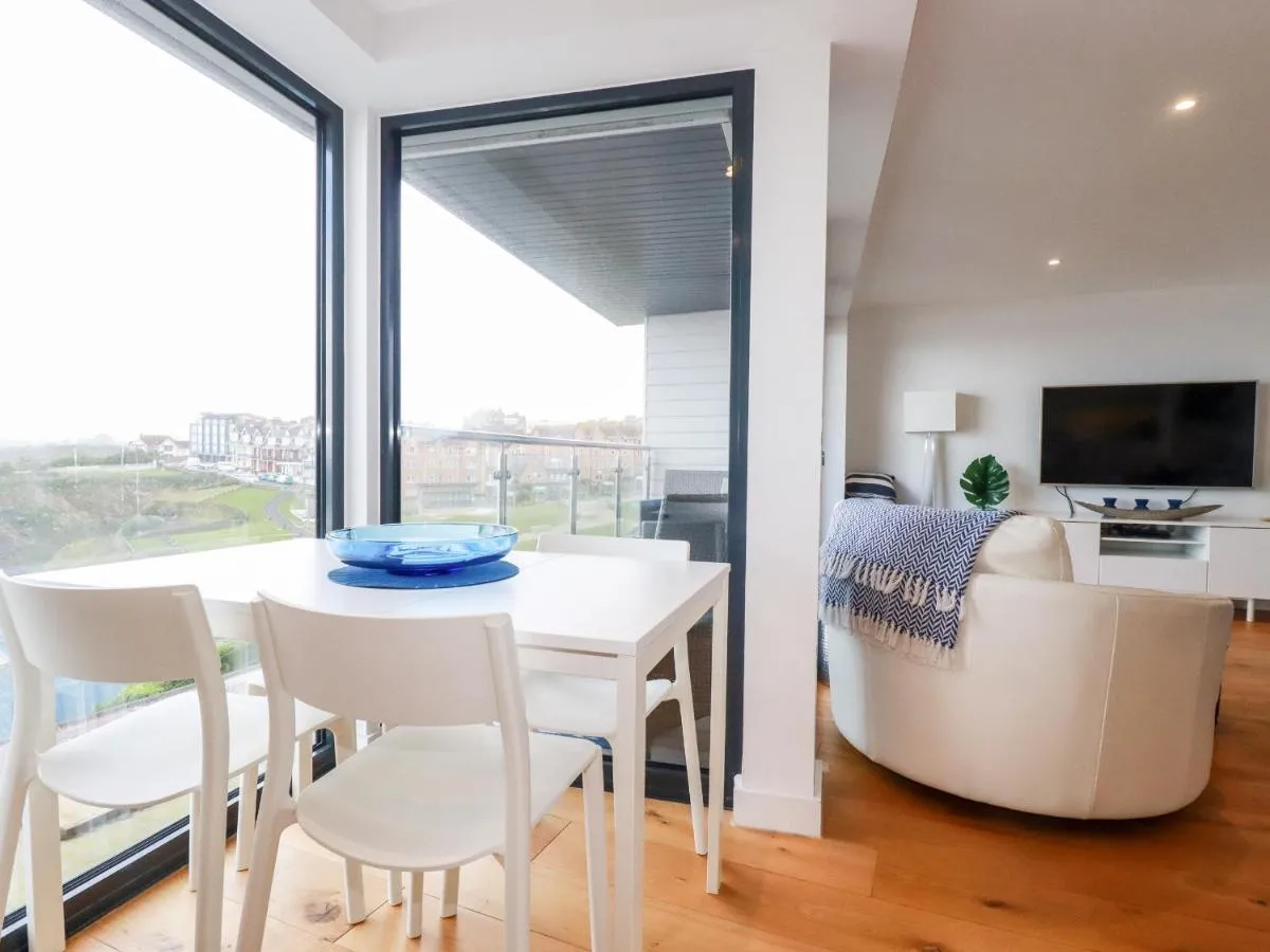 Image 4 of Towan Penthouse