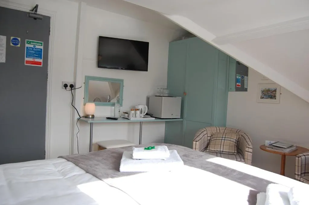 Image 5 of Tregenna Guest House