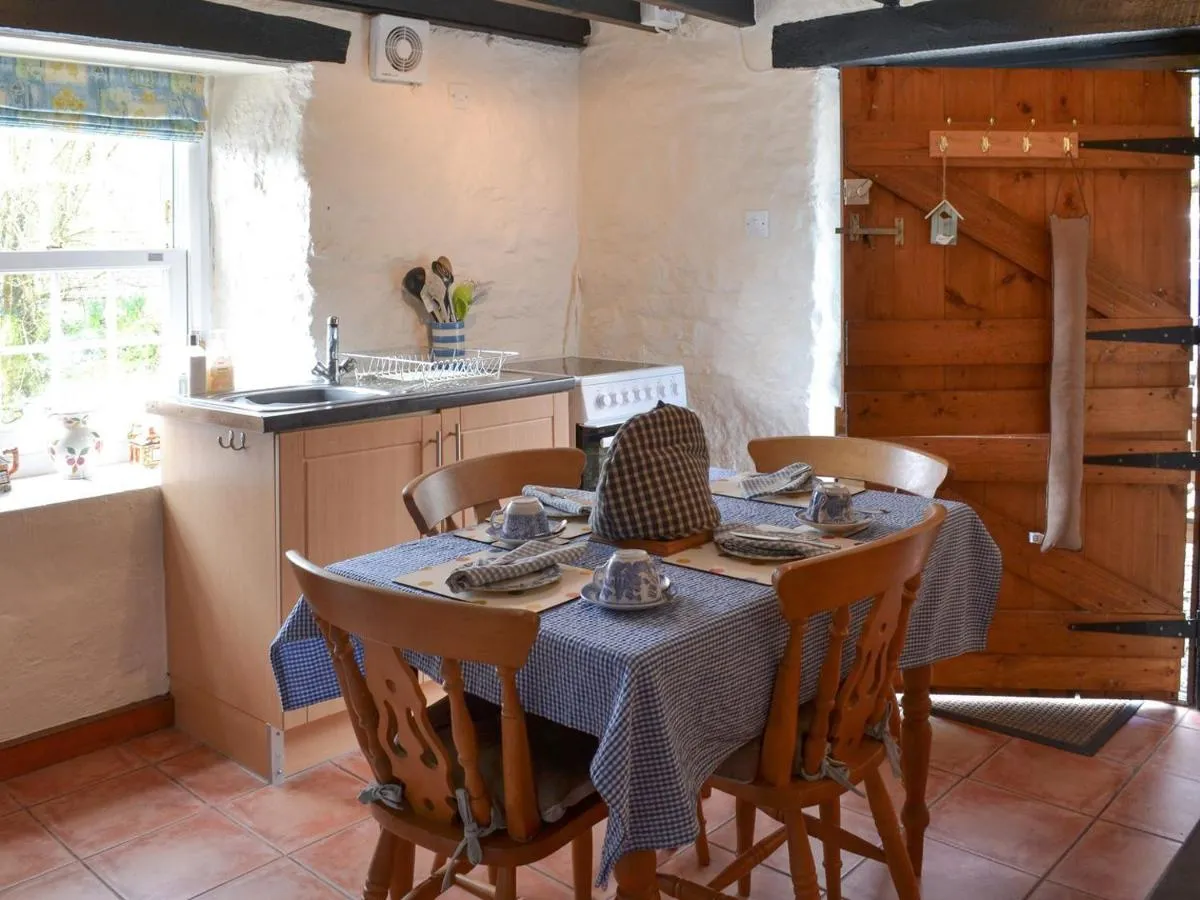 Image 3 of Trekeive Cottage