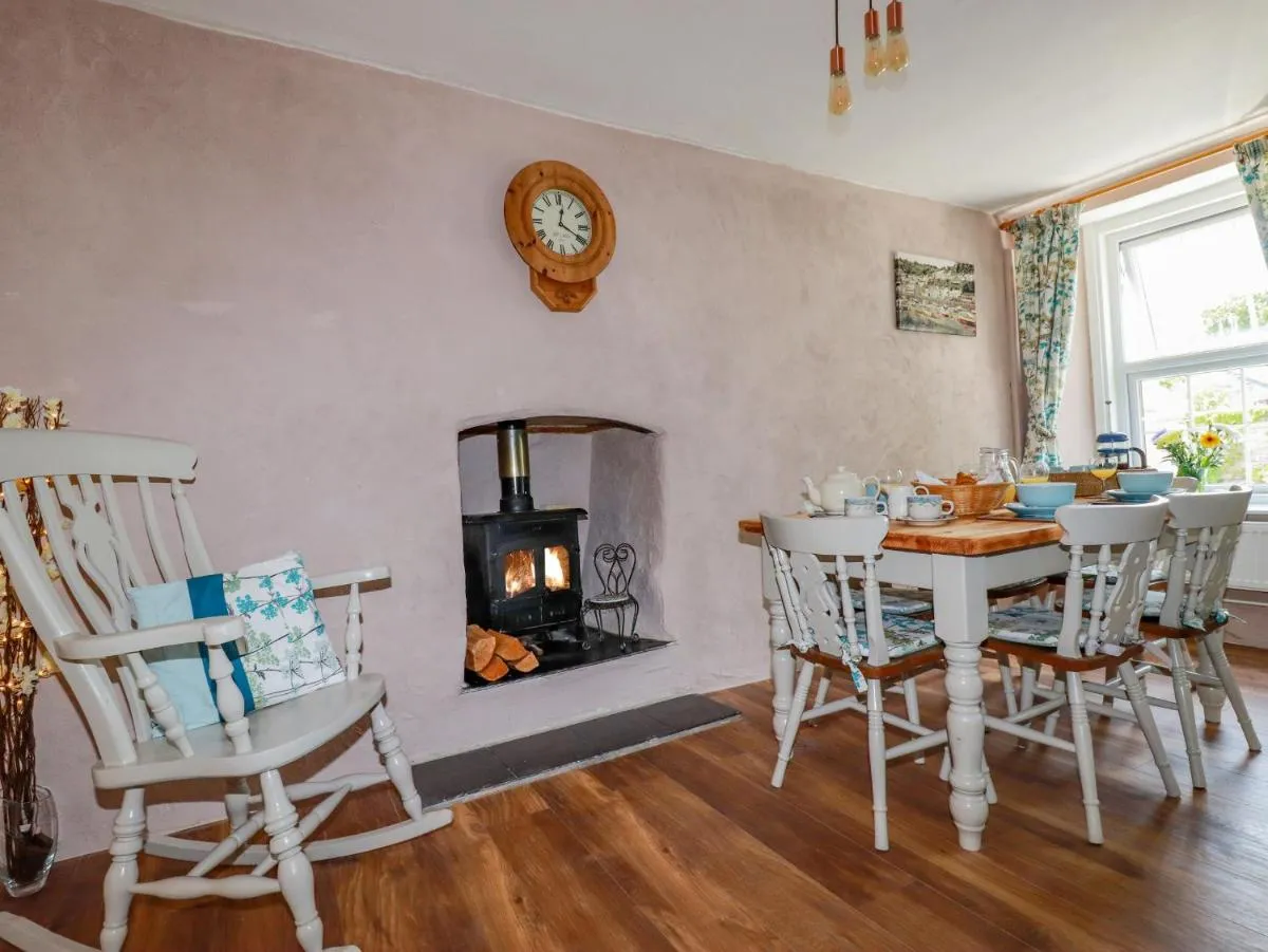 Image 3 of Trevalba Cottage