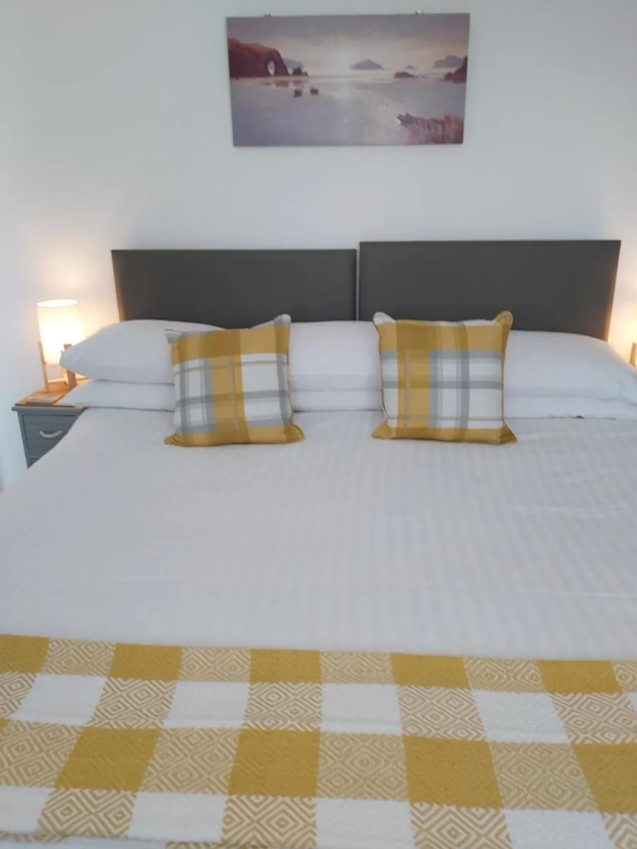 Image 4 of Trevarrian Lodge