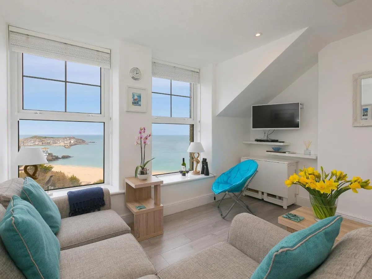 Image 4 of Trevose