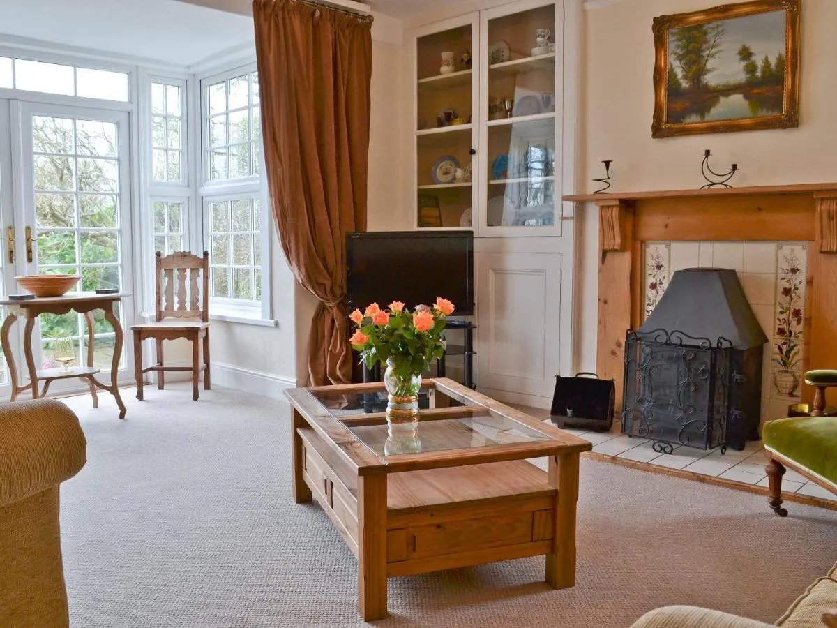 Image 4 of Trew House