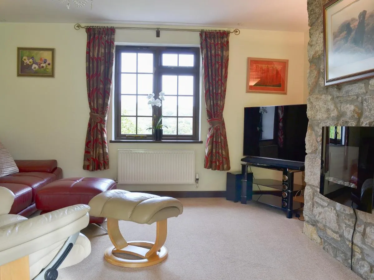 Image 4 of Tripp Cottage