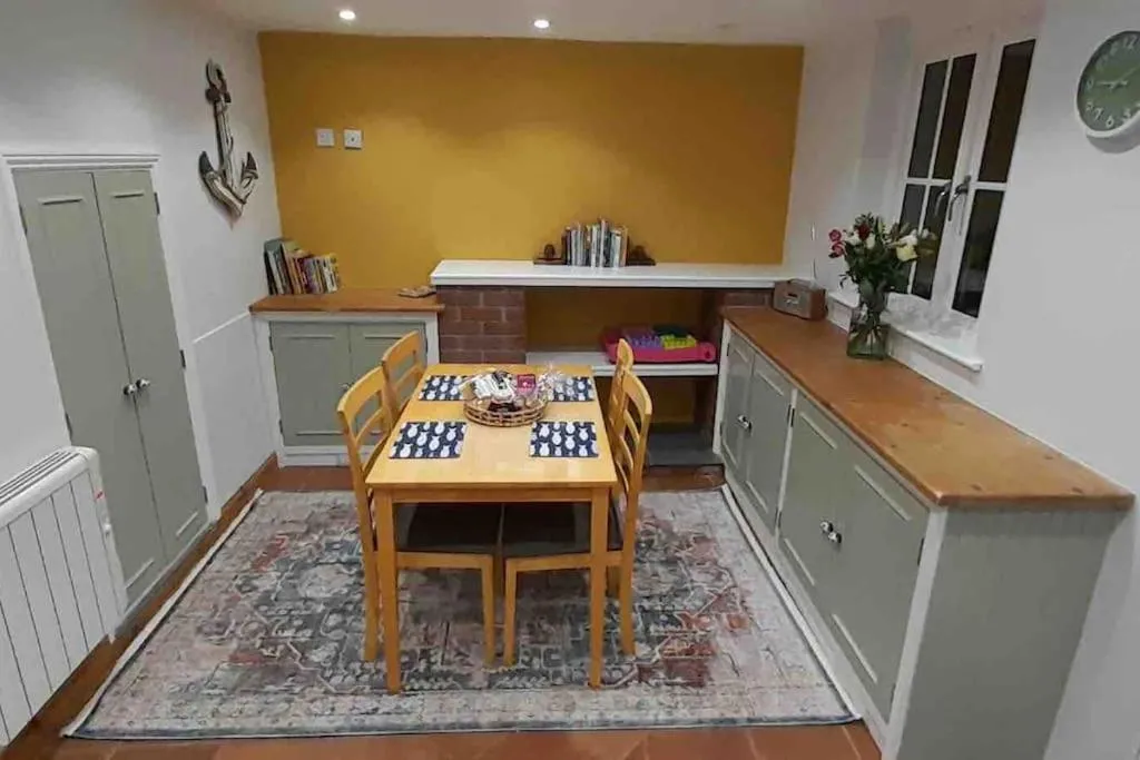 Image 4 of Willow Cottage Cosy Cornish Rural Retreat – Dog Friendly Cornwall