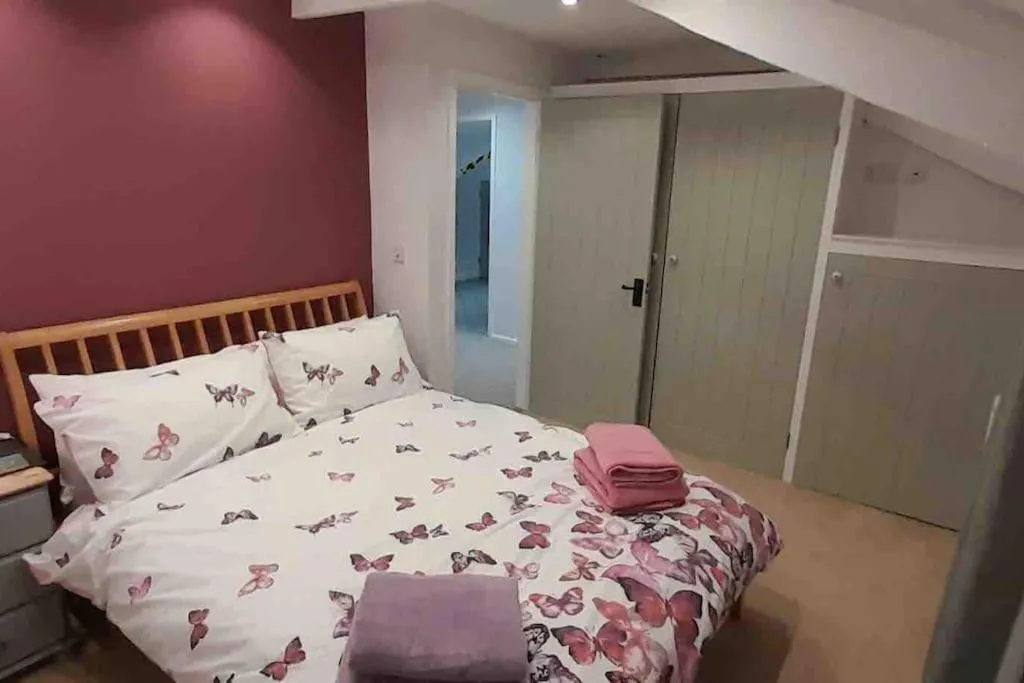 Image 1 of Willow Cottage Cosy Cornish Rural Retreat – Dog Friendly Cornwall