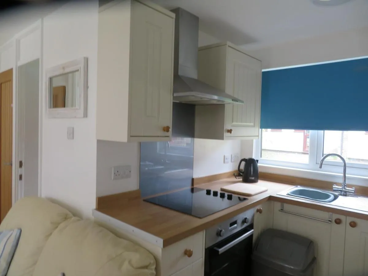 Image 3 of 11 Trevithick Court Tolroy Manor