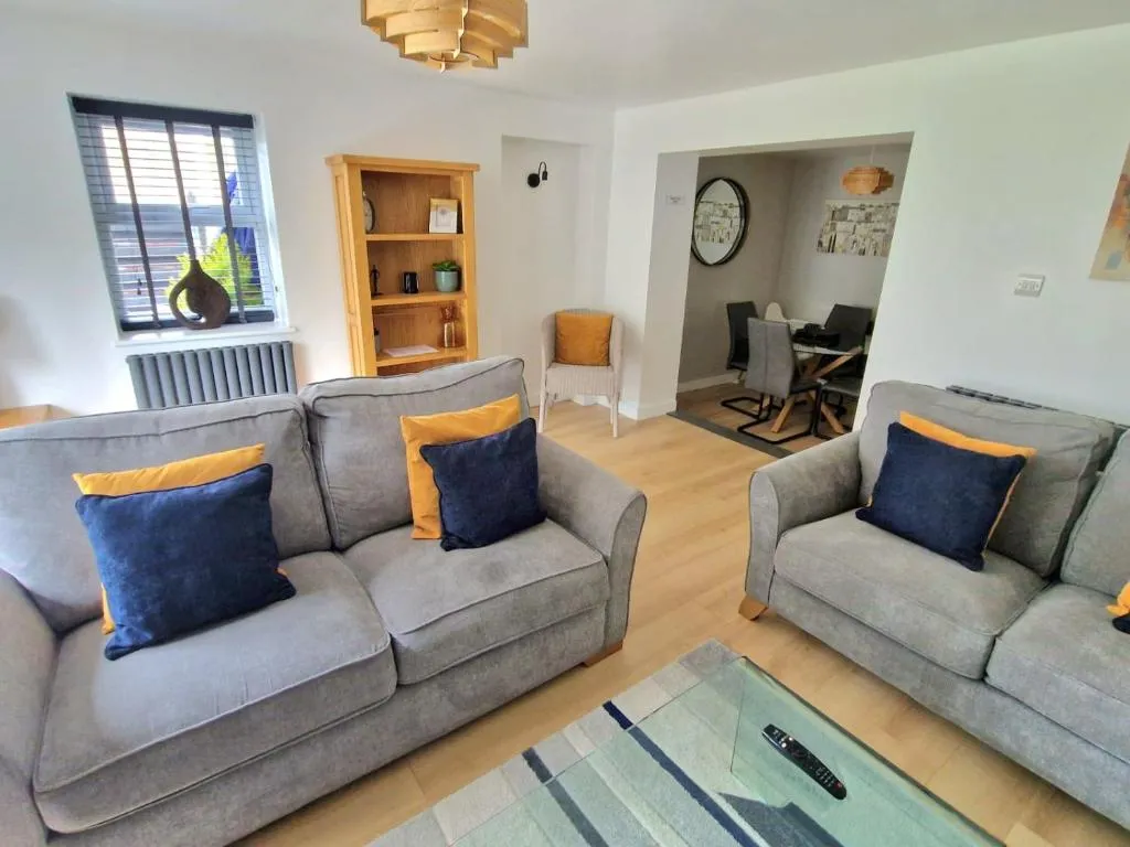 Image of 12 Ivy Cottage