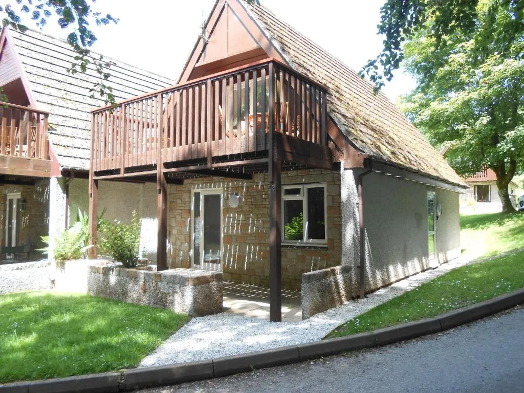 Image of 12 Valley Lodge