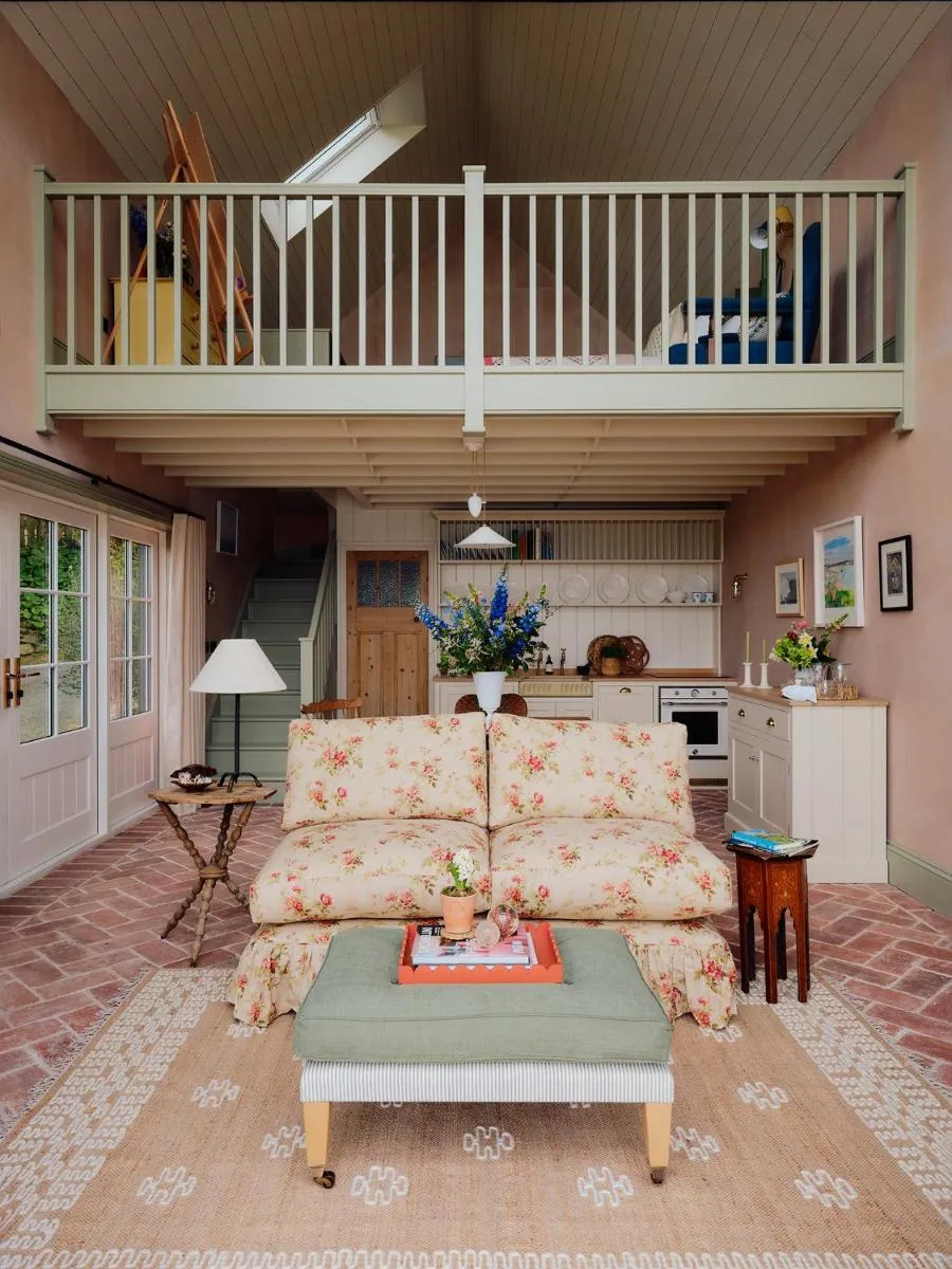 Image 5 of 1-bed luxury seafront cabin in heart of Newlyn, Mousehole