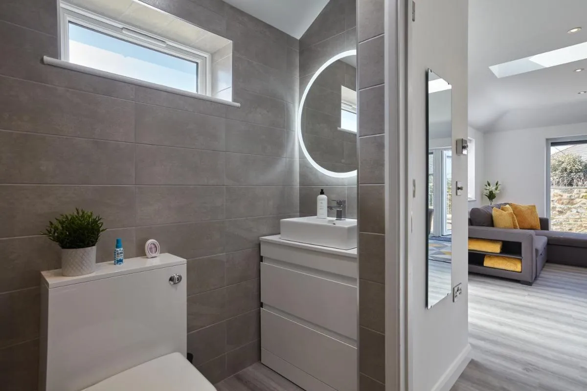 Image 2 of 2022 Brand New Stylish Flat in Central Hayle