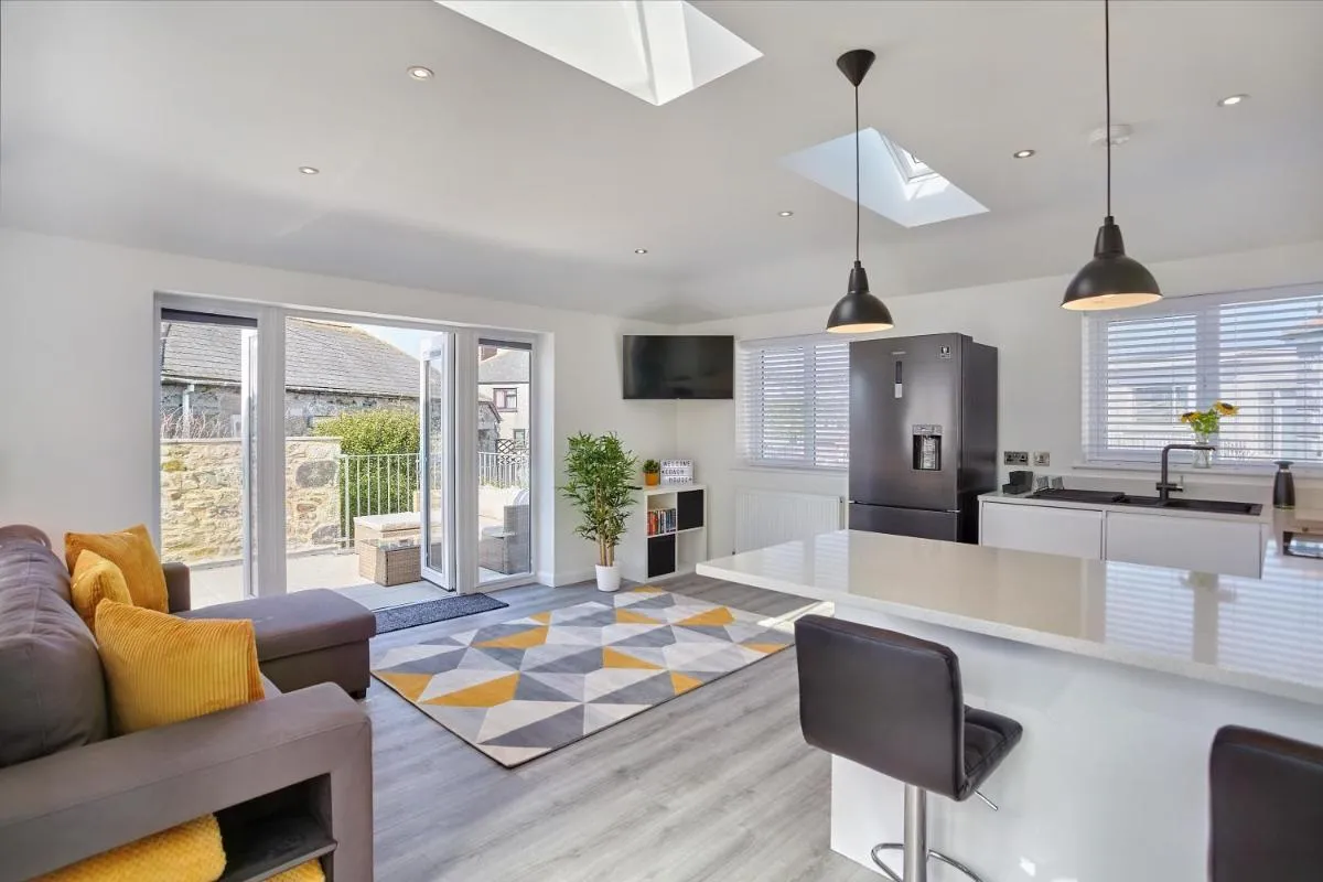 Image 3 of 2022 Brand New Stylish Flat in Central Hayle