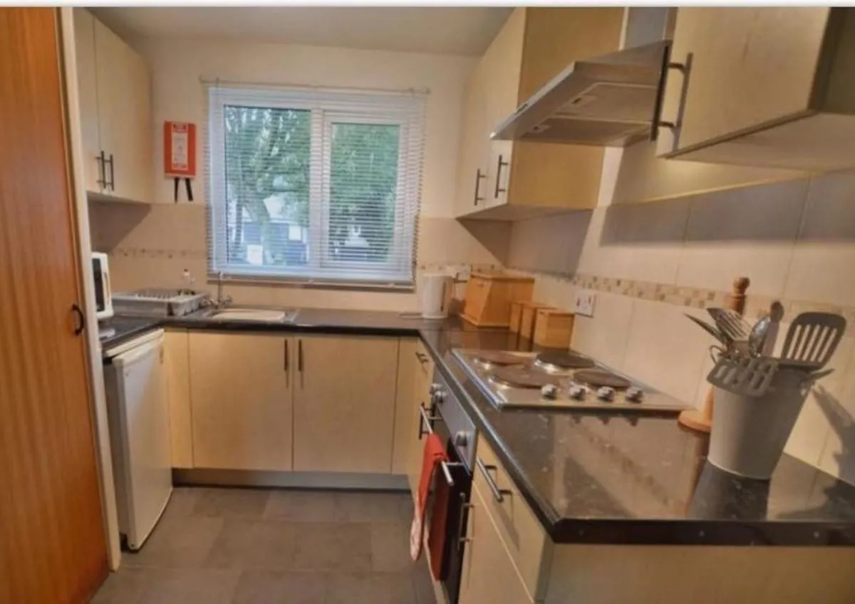 Image 2 of 20 Strawberry Hill cosy cottage sleeps 5