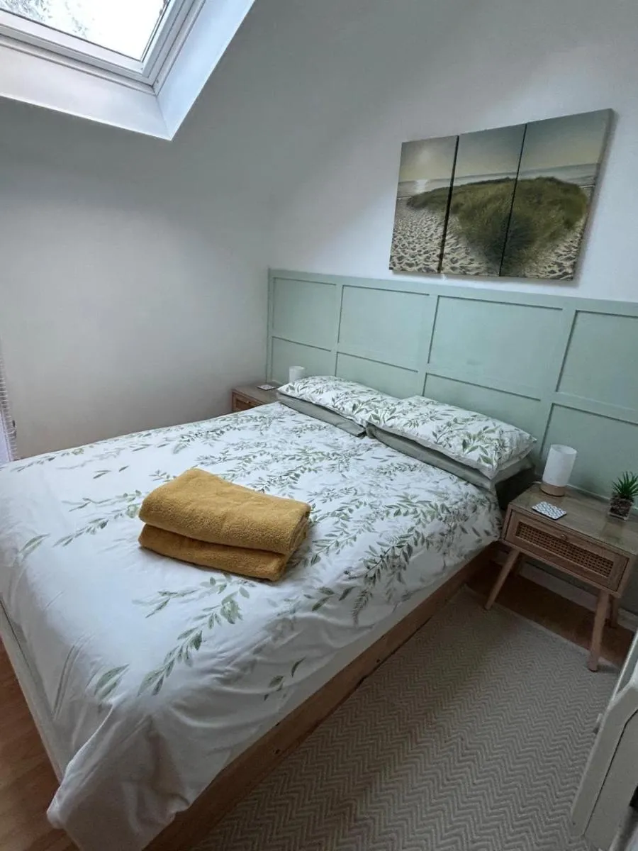 Image 6 of 20 Strawberry Hill cosy cottage sleeps 5