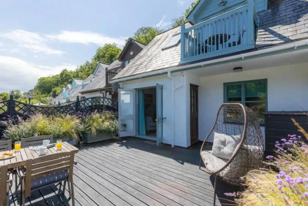 Image of 2 Bedrooms overlooking Little Petherick Creek