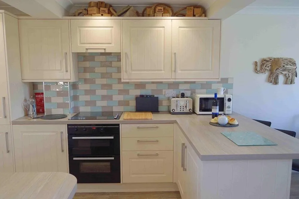 Image 3 of 2 Fernleigh Villas
