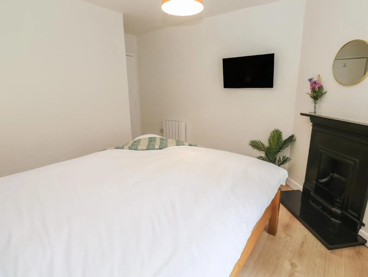 Image 4 of Apartment 1, Quayside, Falmouth
