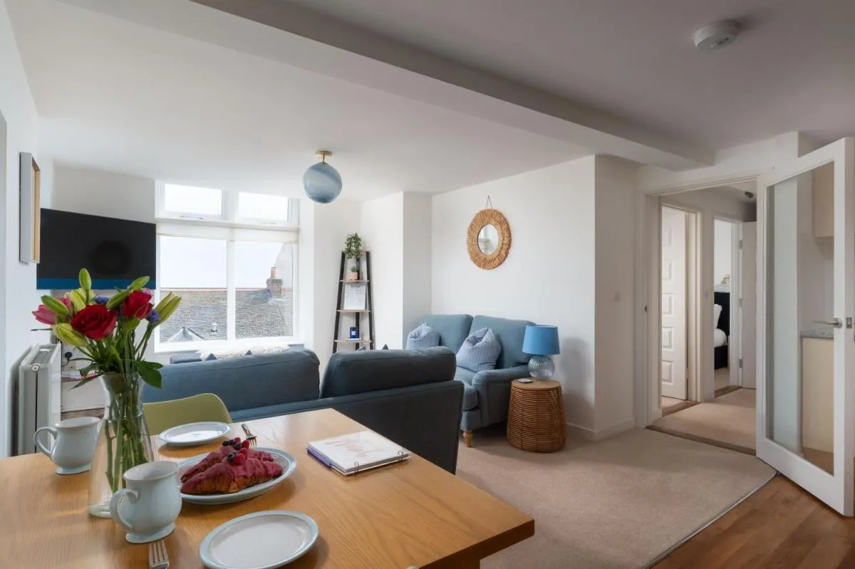 Image 4 of Après Beach Apartment Sleeps 4 Penzance