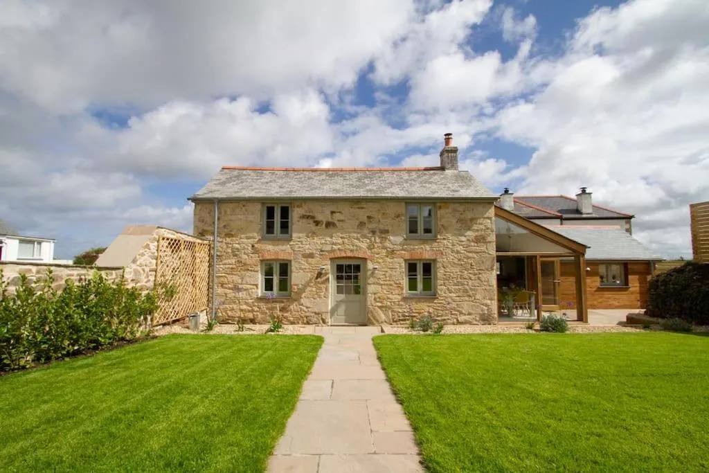 Image of Barnwell Cottage *Stunning Cornish Cottage* Oozing Charm + Comfort