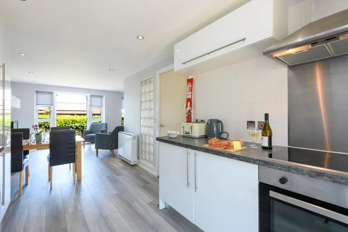 Image 3 of Bay Retreat Villas