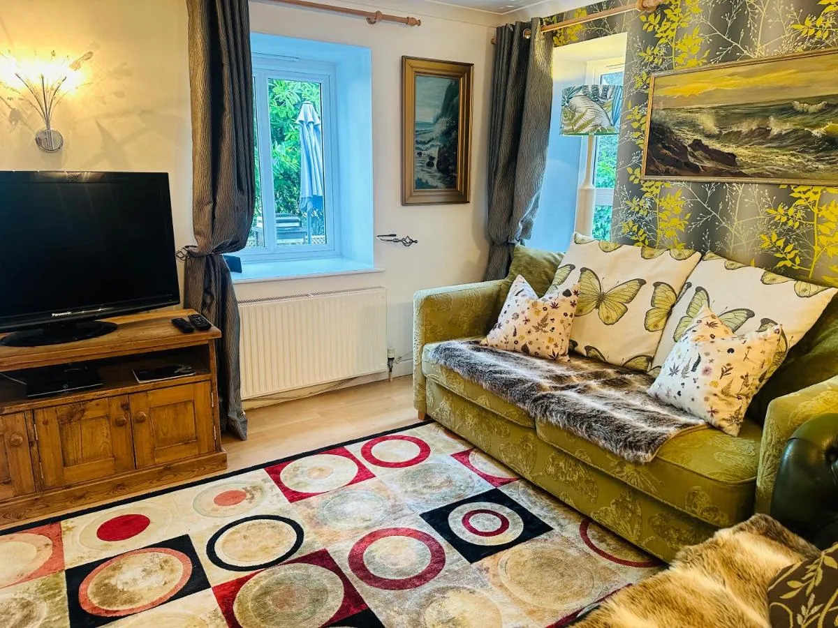 Image 4 of Bay View Cottage