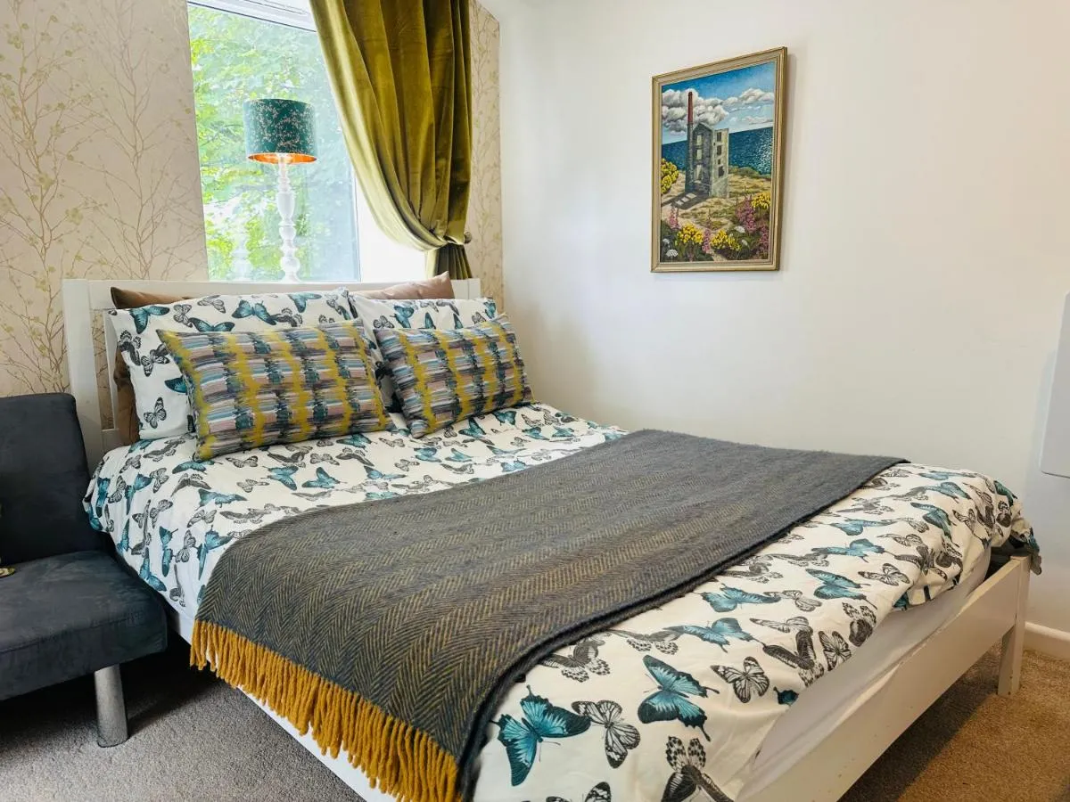 Image 1 of Bay View Cottage