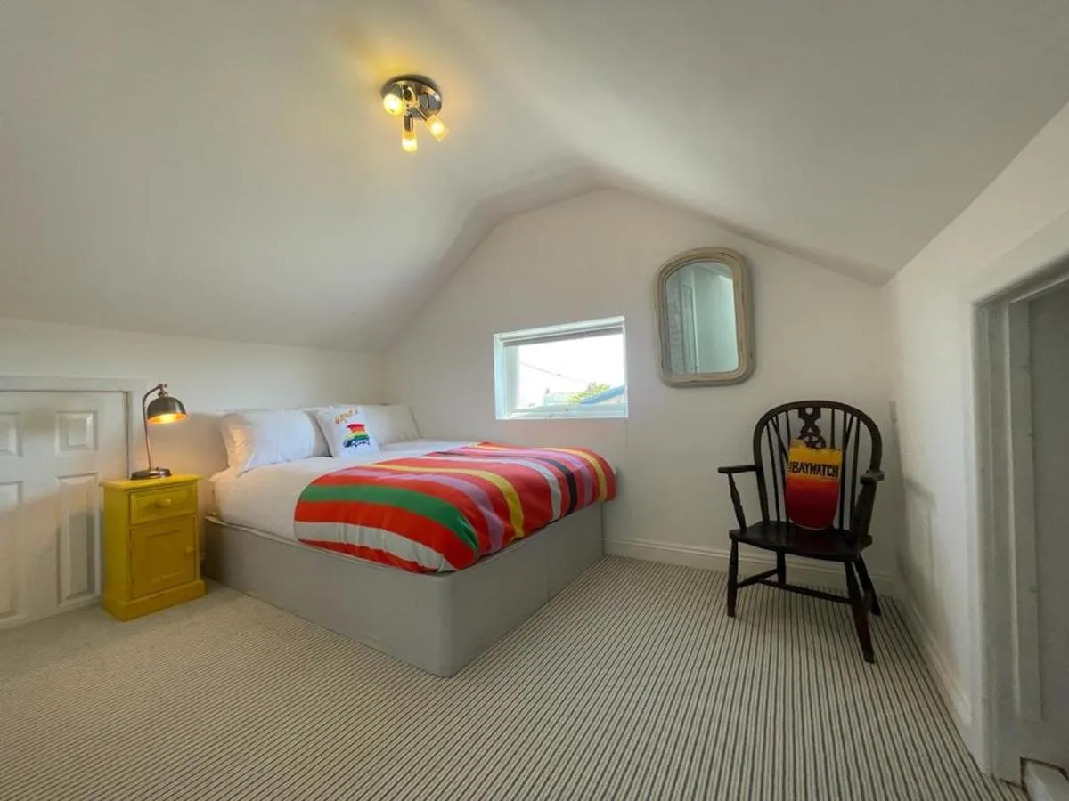 Image 6 of Baywatch Mawgan Porth Spacious Home sleeps 9, Games room, Parking & Garden