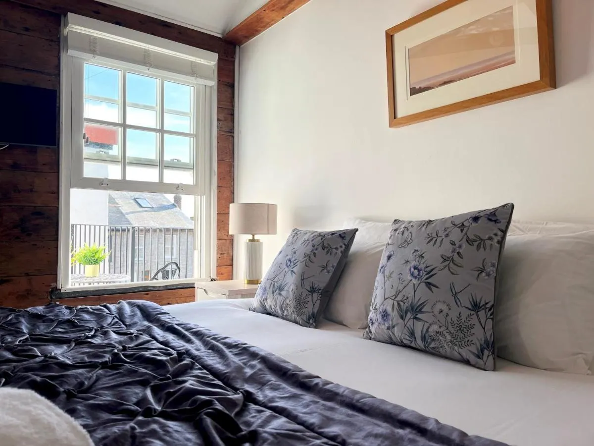 Image 6 of Boatsman’s Cottage- sleeps 4- Garage- Mousehole