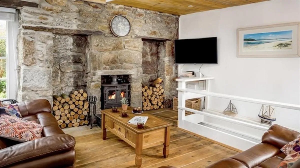 Image 4 of Boatsman’s Cottage- sleeps 4- Garage- Mousehole