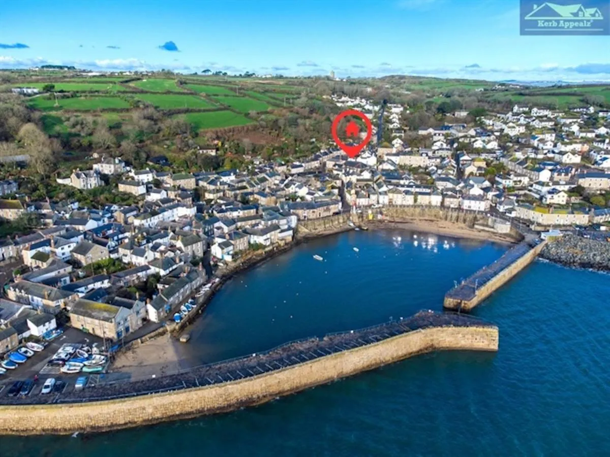 Image 5 of Boatsman’s Cottage- sleeps 4- Garage- Mousehole