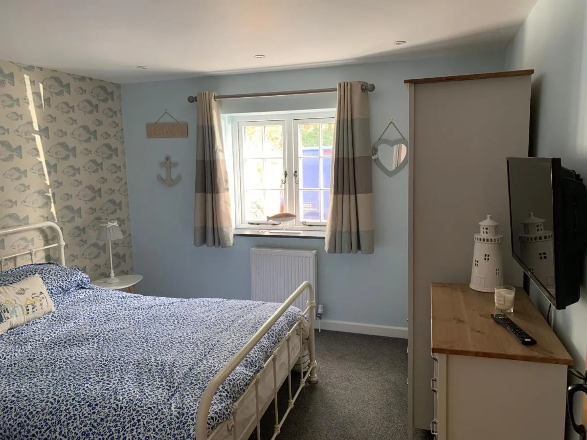 Image 1 of Bossiney Cove Cottage