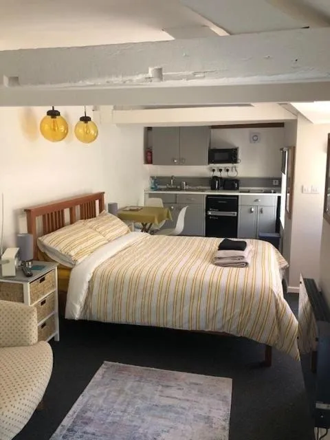 Image 4 of Bracken’s Retreat