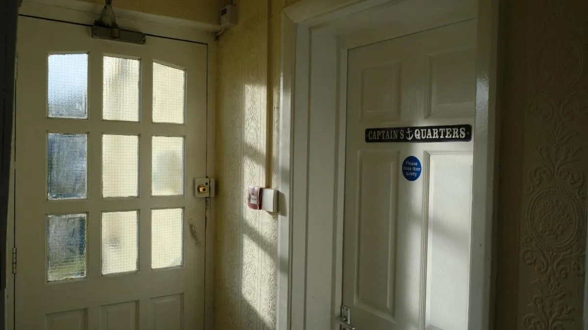 Image 4 of Captain’s Quarters ‘As seen in Beyond Paradise ‘