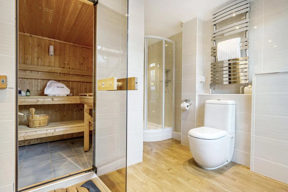 Image 2 of Carbis Bay – Luxury 3 Bed Penthouse Apartment with Sea Views Parking Sauna Balcony