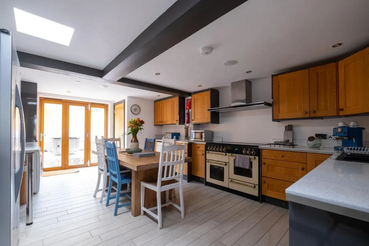 Image 3 of Central Penzance, Modern stylish home, Near Seafront with Gated parking