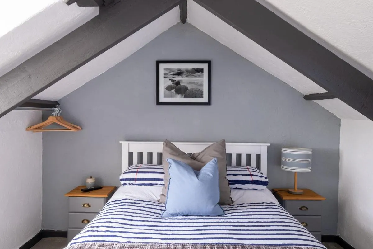 Image 5 of Central Penzance, Modern stylish home, Near Seafront with Gated parking