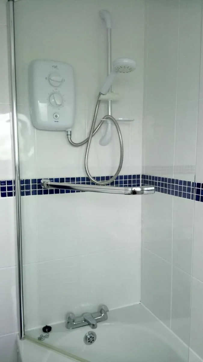 Image 2 of Chalet 18 Widemouth Bay Holiday Village