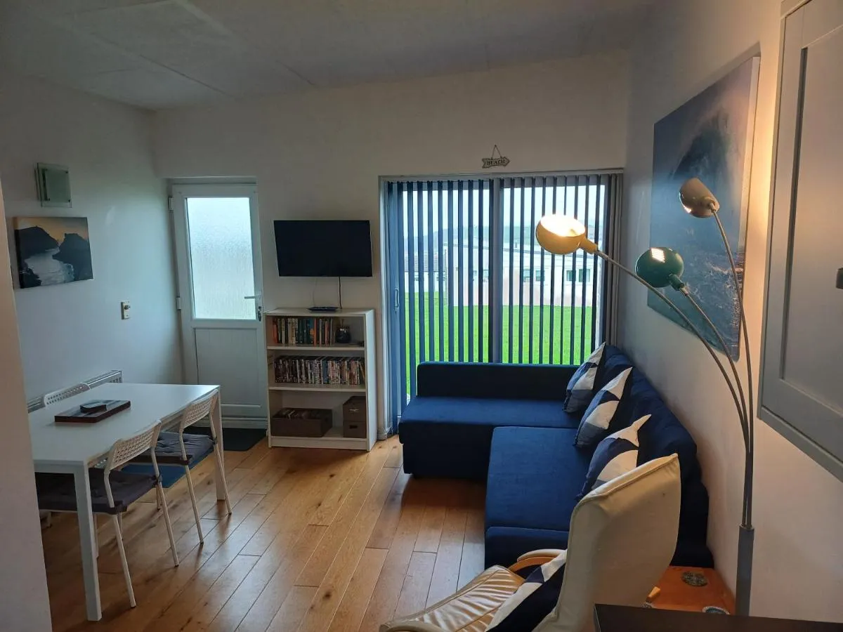 Image 5 of Chalet 18 Widemouth Bay Holiday Village